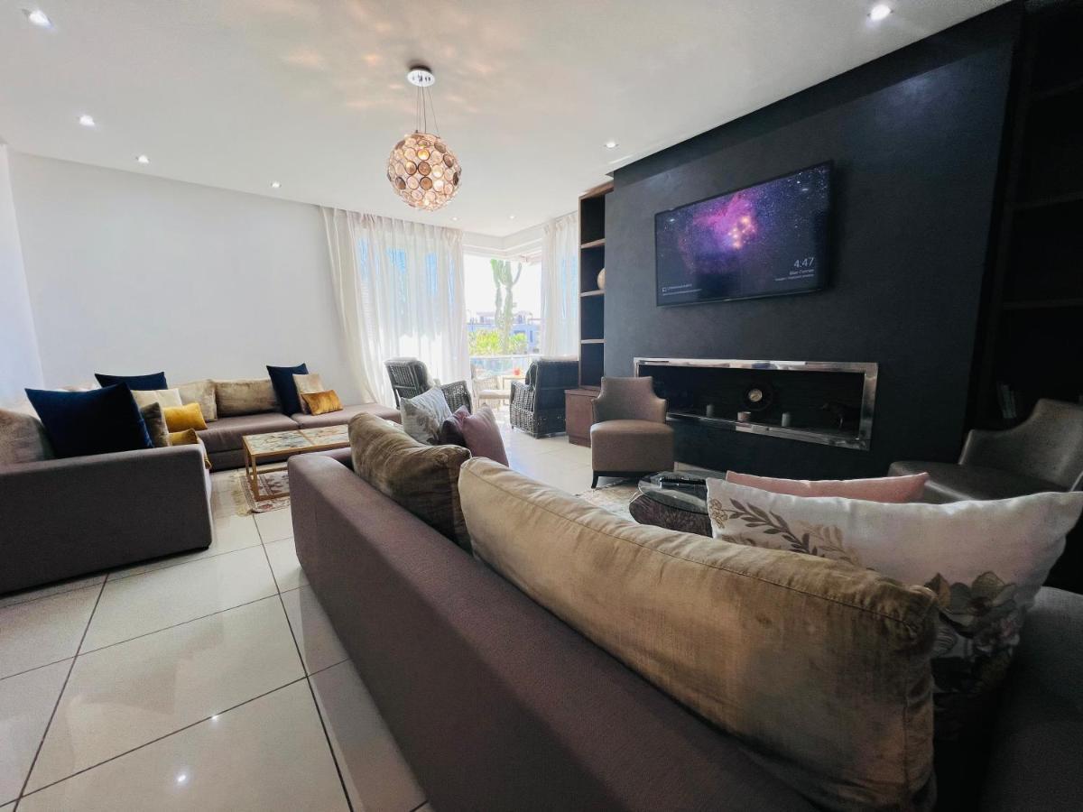 Melrose Beαch Aρραrt Pοοl Vieω Apartment Казабланка Екстериор снимка