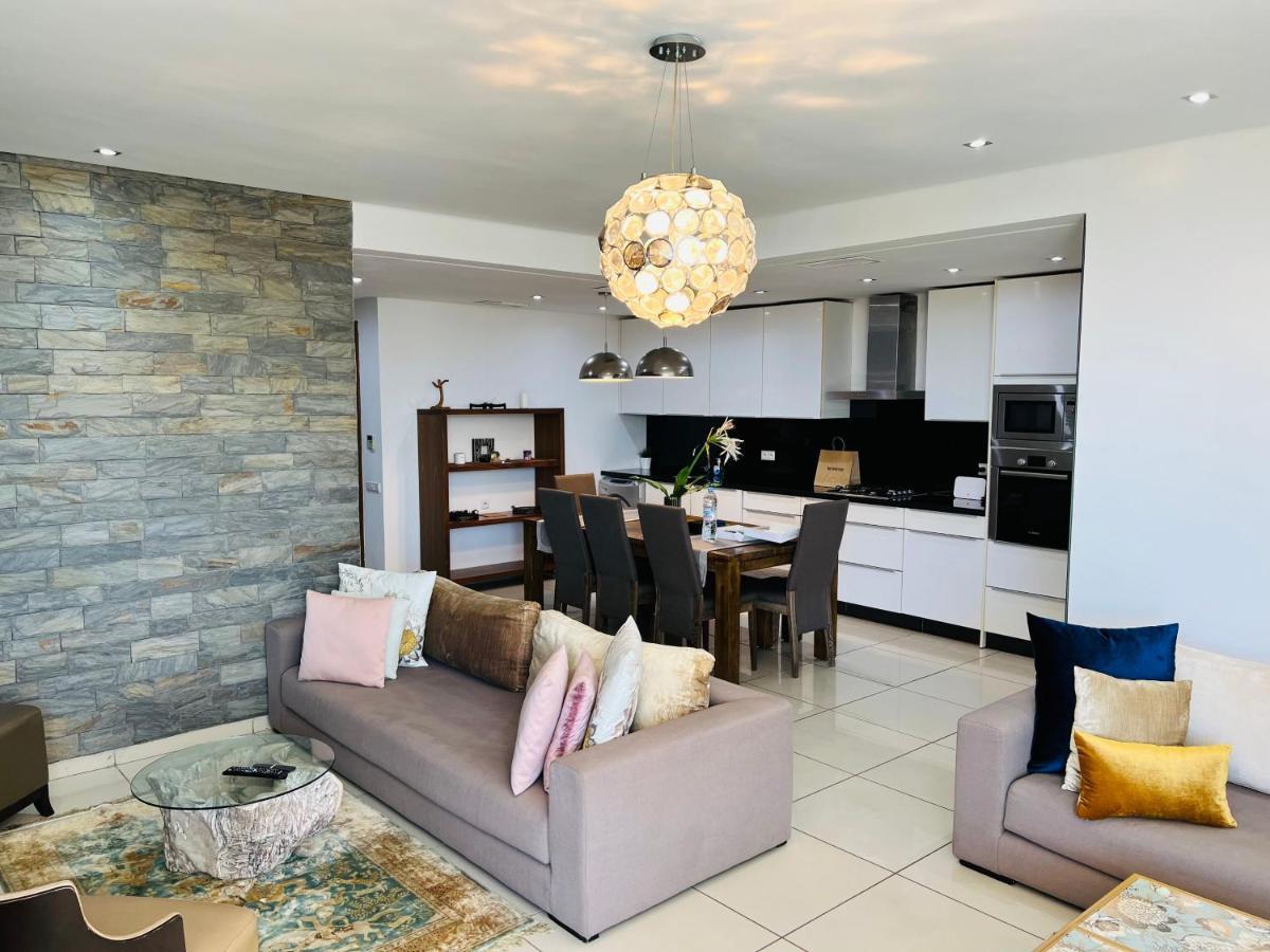 Melrose Beαch Aρραrt Pοοl Vieω Apartment Казабланка Екстериор снимка