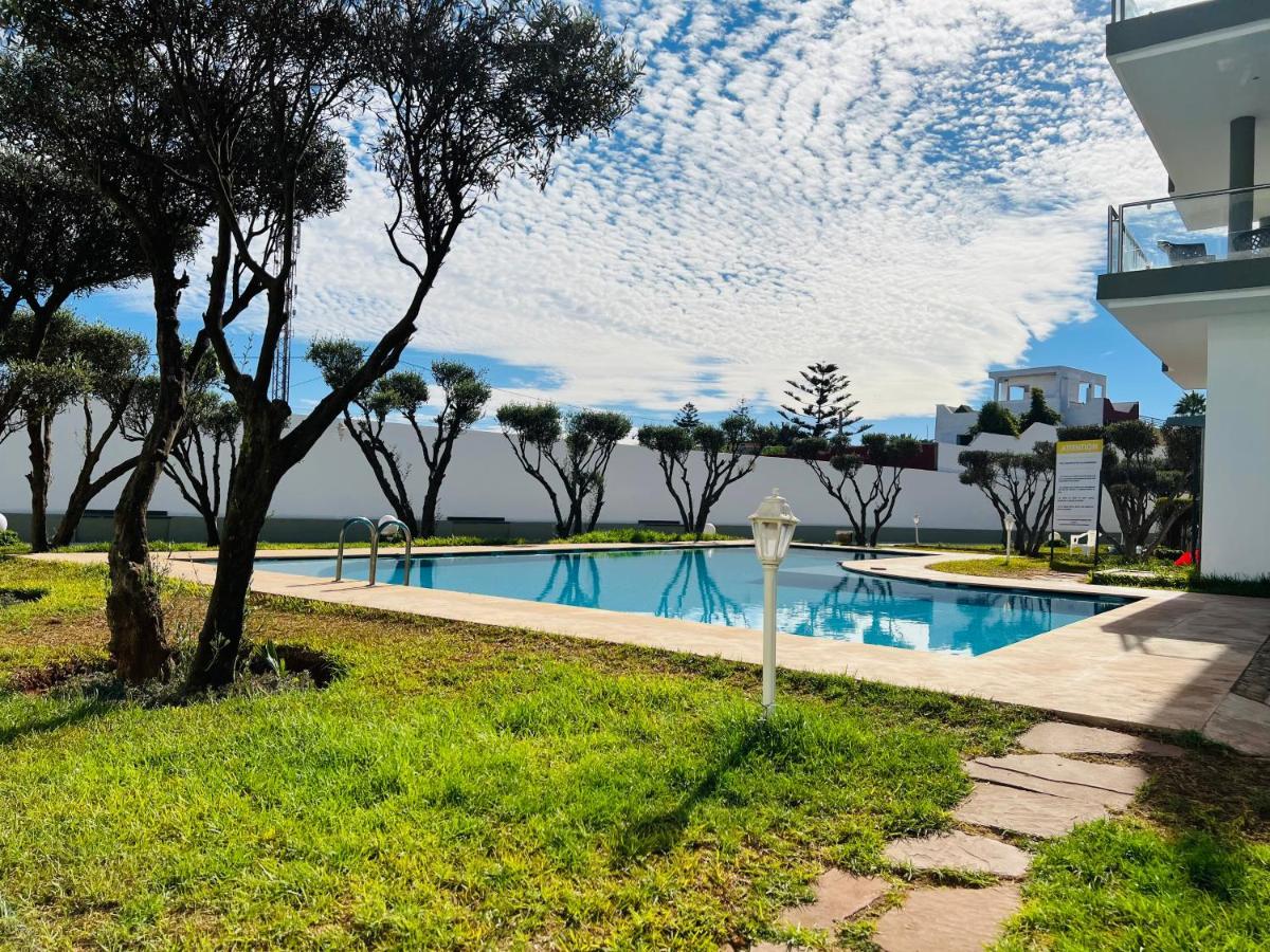 Melrose Beαch Aρραrt Pοοl Vieω Apartment Казабланка Екстериор снимка